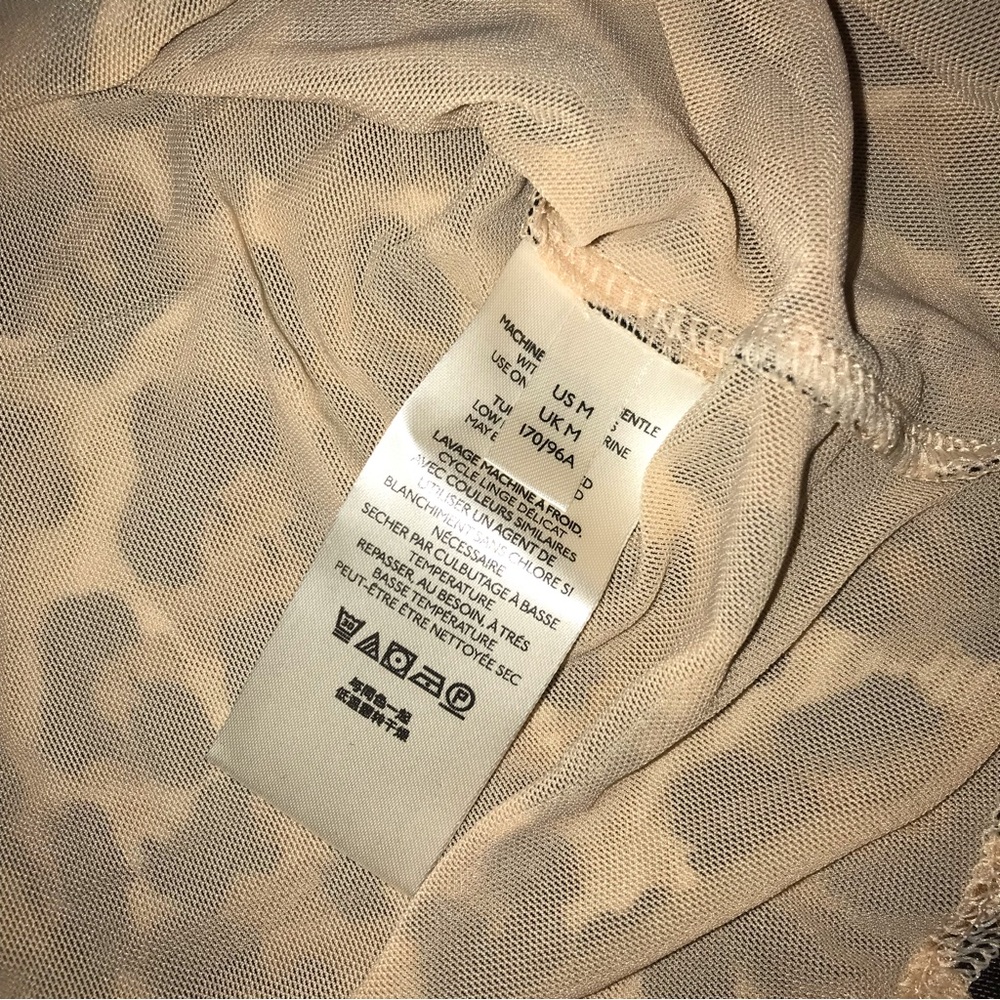Free People Gather Print Turtleneck In Leopard Combo NWT - Picture 7 of 9